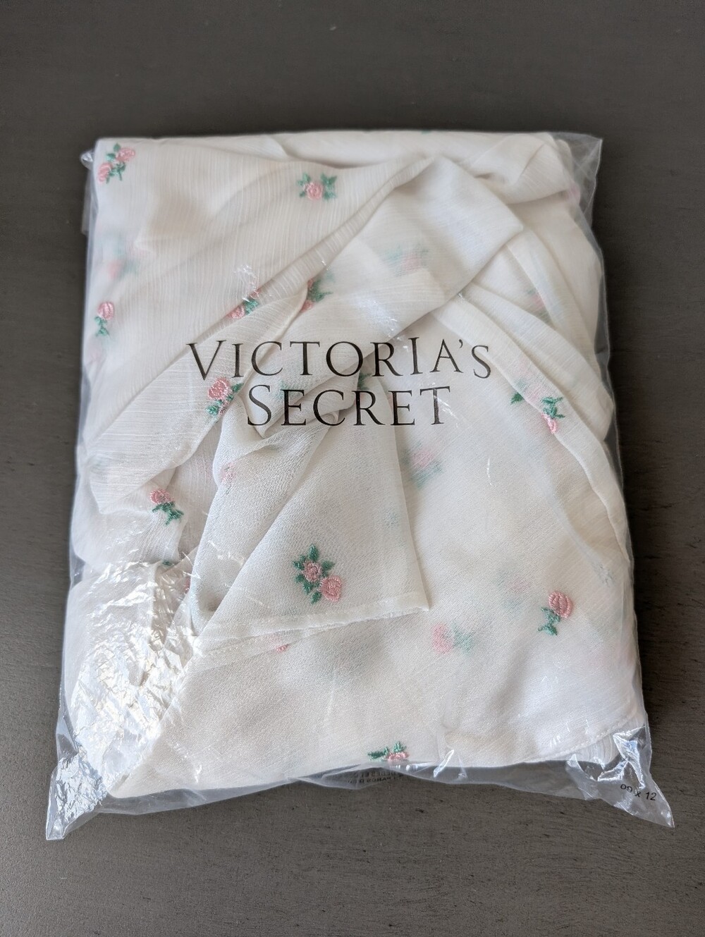 Victoria's Secret Trellis Wrap Kimono Ivory Sheer Embroidered New Unopened  M/L